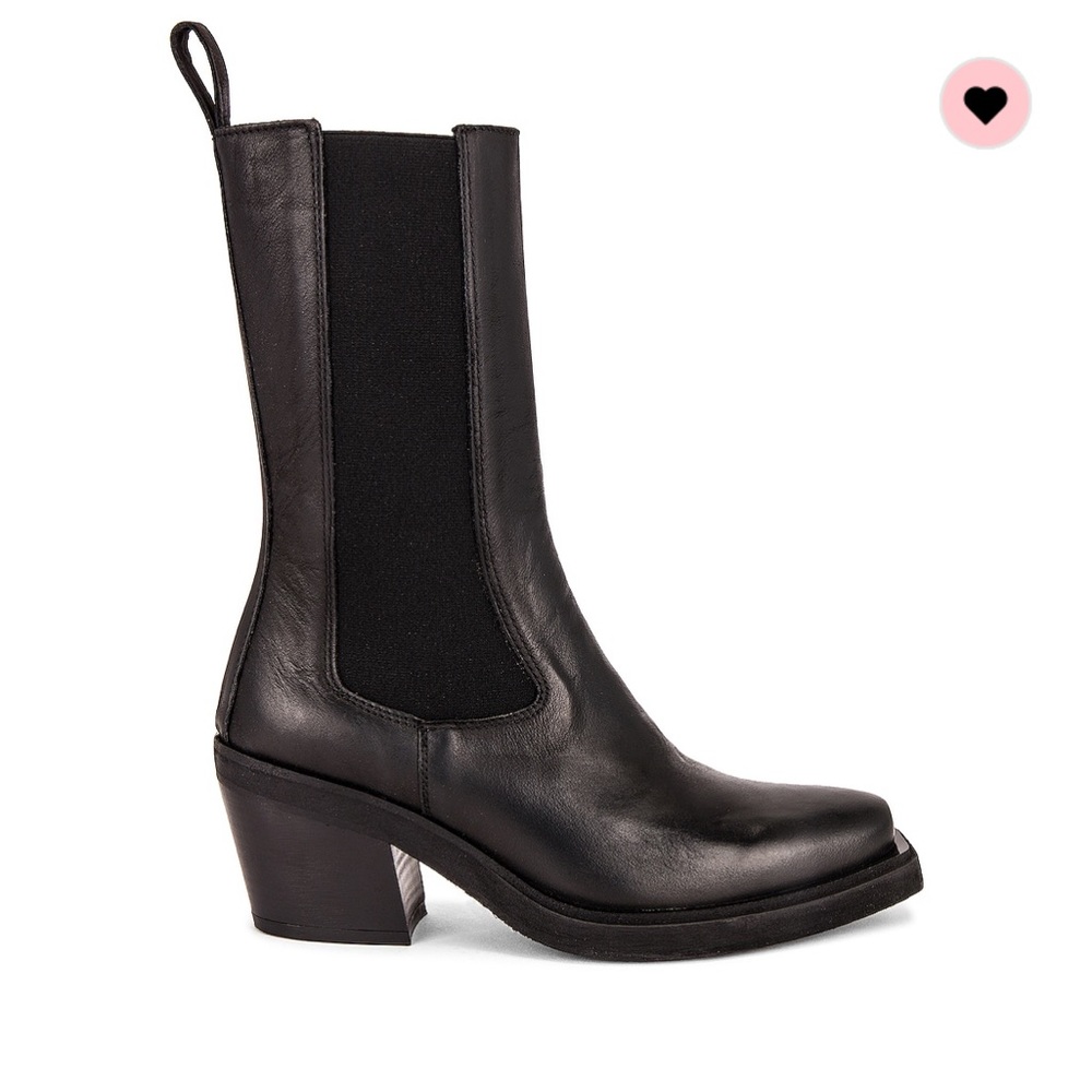 HUNTLEY HIGH ANKLE BOOT
Free People